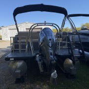 2026 Godfrey SW2286DT Tripletoon - Sage/Black